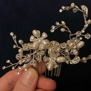 Bridal hairpiece